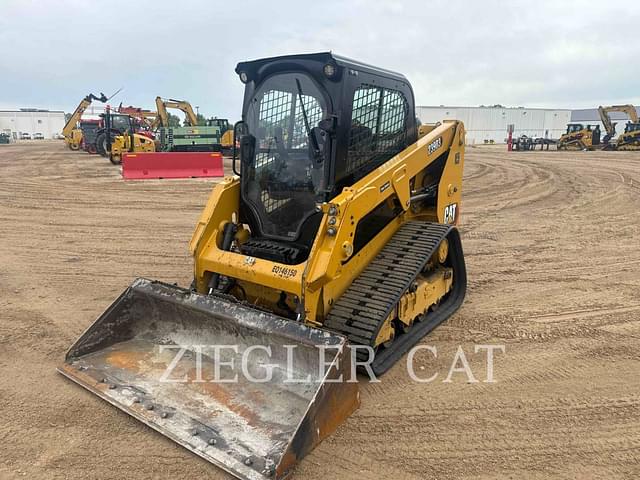 Image of Caterpillar 239D3 equipment image 2