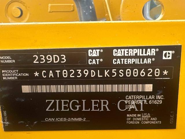 Image of Caterpillar 239D3 equipment image 4