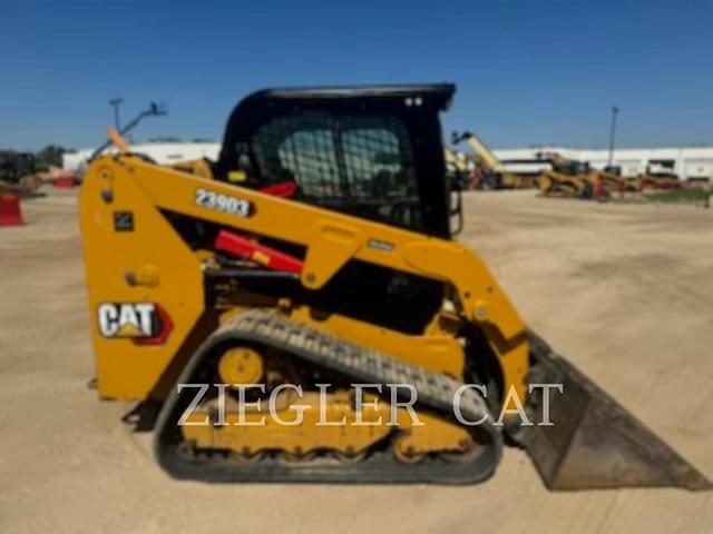 Image of Caterpillar 239D3 equipment image 4