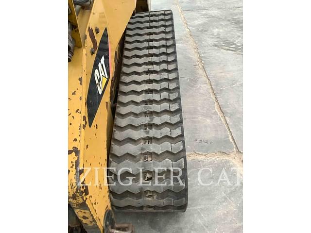 Image of Caterpillar 259B3 equipment image 2