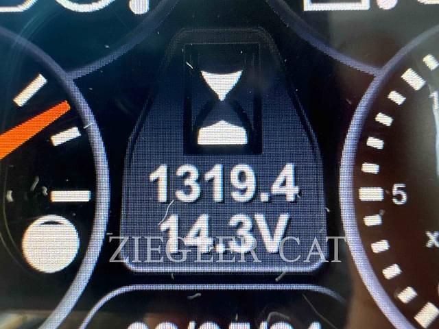 Image of Caterpillar 259D3 equipment image 2