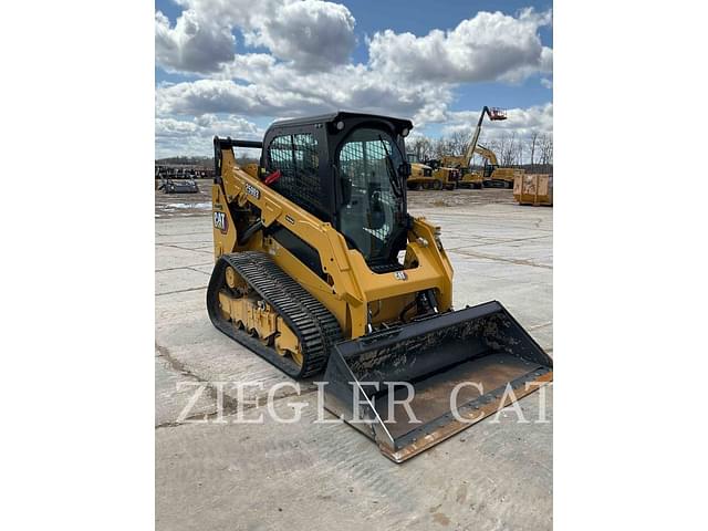 Image of Caterpillar 259D3 equipment image 4