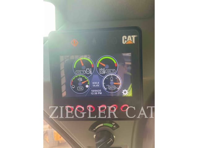 Image of Caterpillar 259D3 equipment image 4