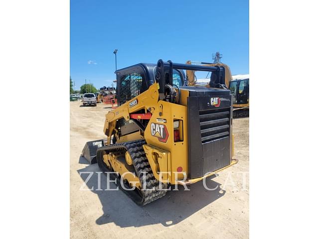 Image of Caterpillar 259D3 equipment image 4