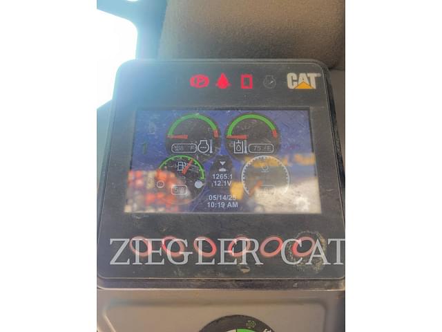 Image of Caterpillar 259D3 equipment image 2