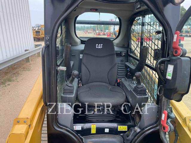 Image of Caterpillar 259D3 equipment image 3