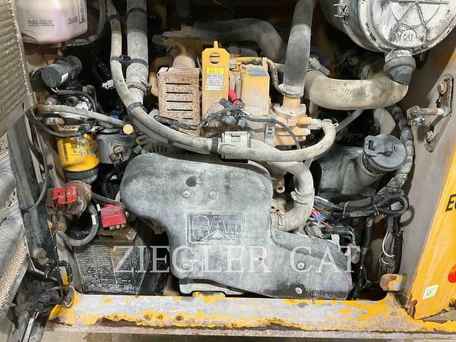 Image of Caterpillar 262D3 equipment image 1