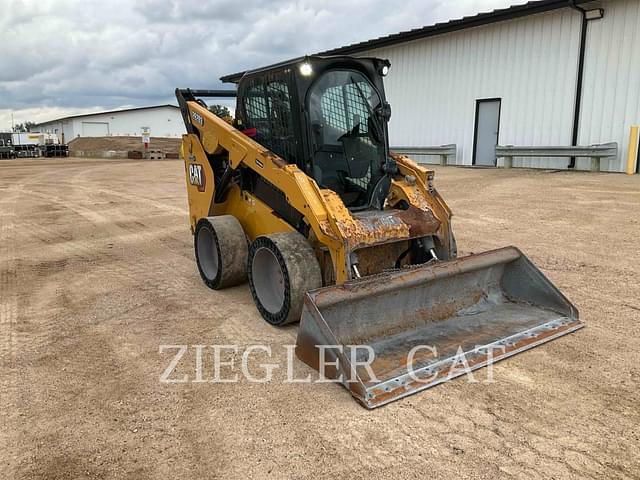 Image of Caterpillar 262D3 equipment image 2