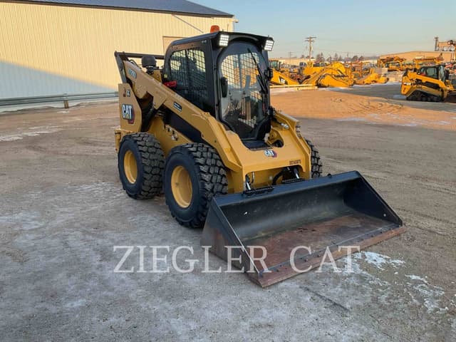 Image of Caterpillar 272D3 equipment image 1