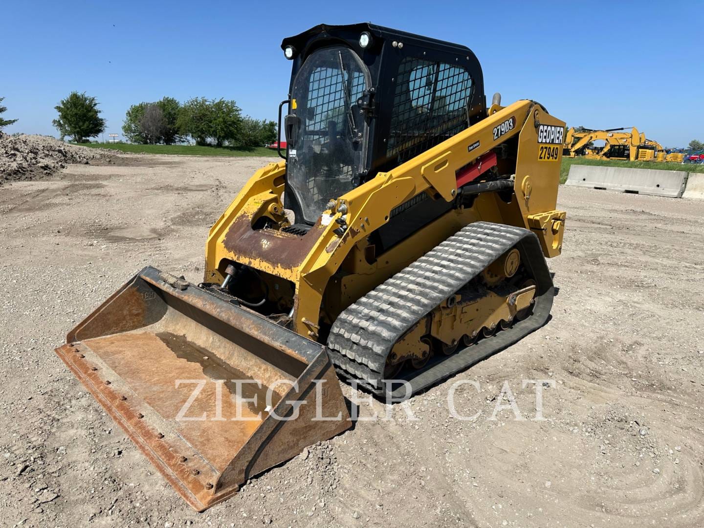 2021 Caterpillar 279D3 Equipment Image0