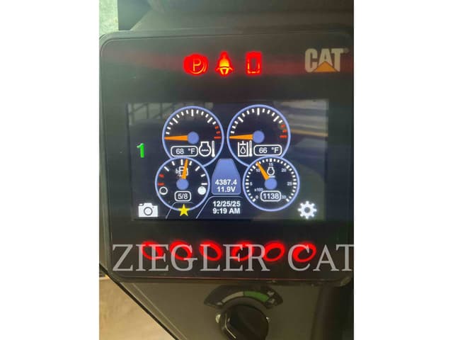 Image of Caterpillar 279D3 equipment image 4