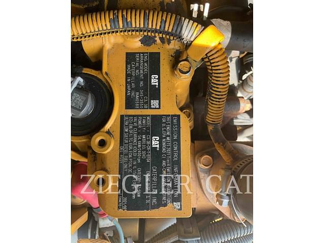 Image of Caterpillar 289D3 equipment image 4