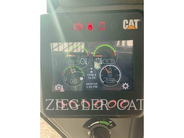 Image of Caterpillar 289D3 equipment image 4