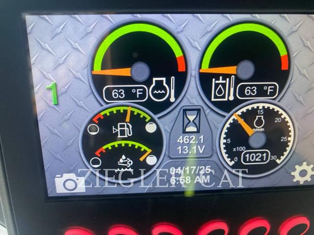 Image of Caterpillar 299D3 equipment image 4