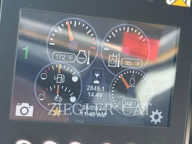 Image of Caterpillar 299D3XE equipment image 3