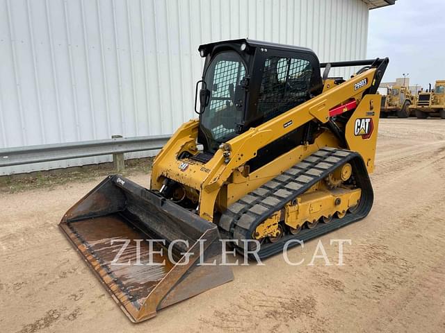 Image of Caterpillar 299D3 equipment image 2