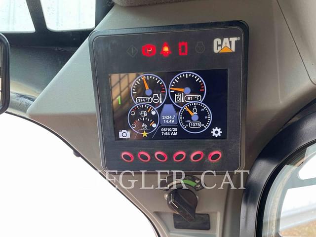 Image of Caterpillar 299D3 equipment image 3