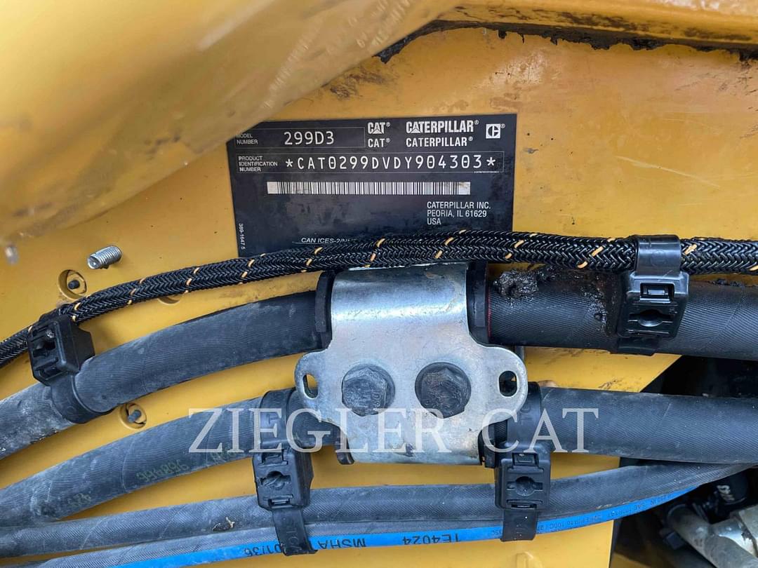 Image of Caterpillar 299D3 Primary image