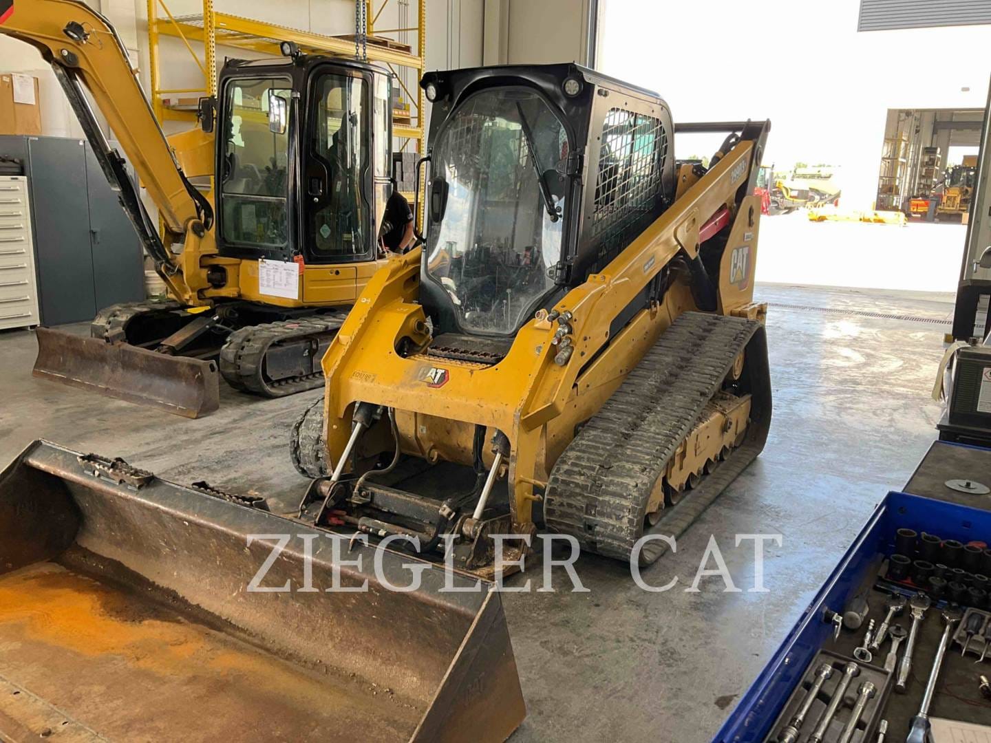Main image Caterpillar 299D3XE