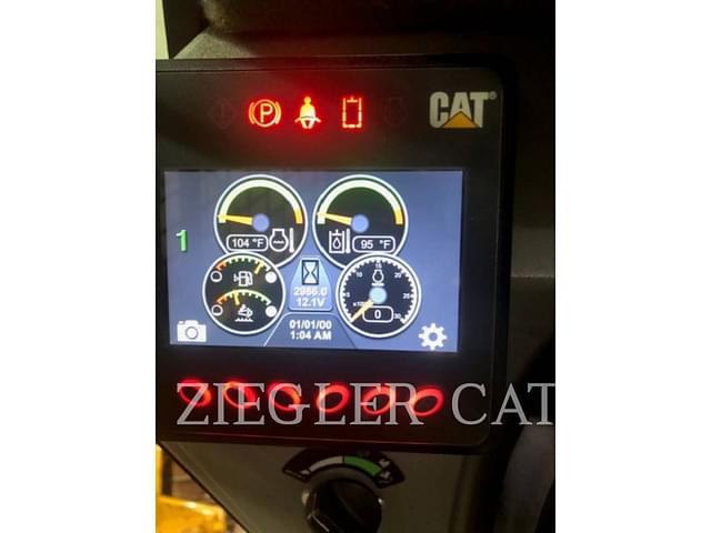 Image of Caterpillar 299D3XE equipment image 4