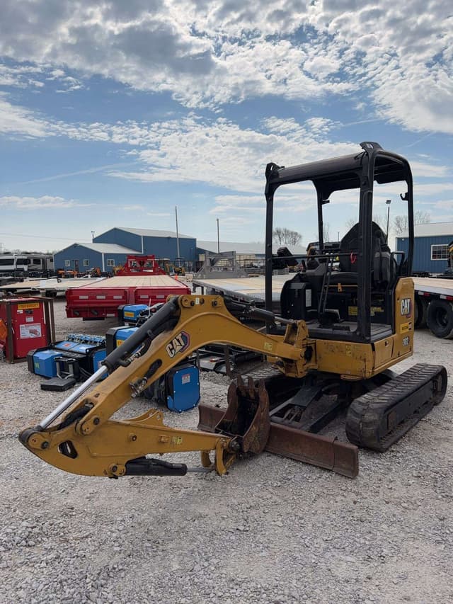 Image of Caterpillar 302CR equipment image 1