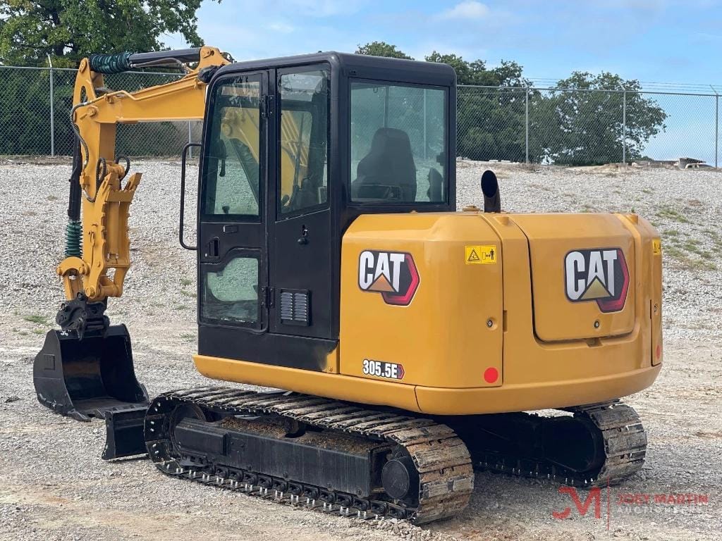 2021 Caterpillar 305.5E2 Equipment Image0