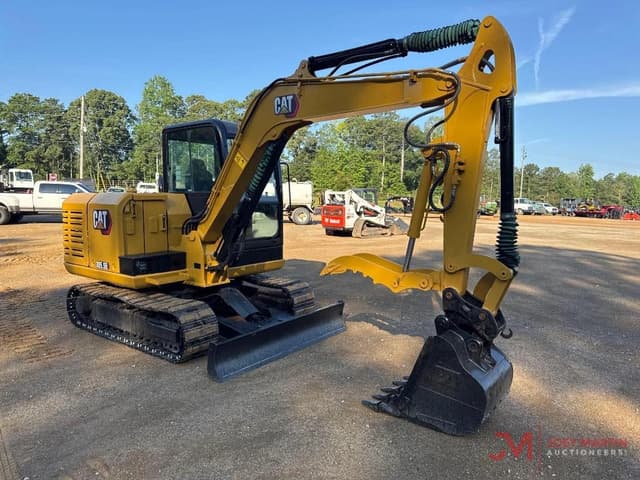 Image of Caterpillar 305.5E equipment image 2