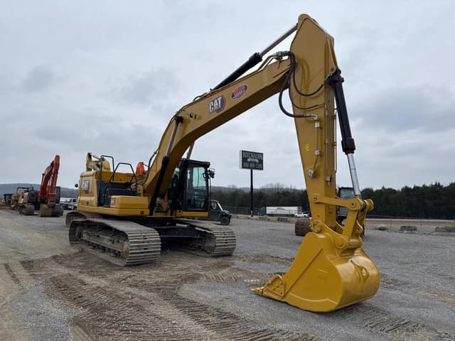 Image of Caterpillar 330 equipment image 1