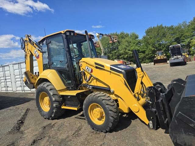 Image of Caterpillar 420 equipment image 3