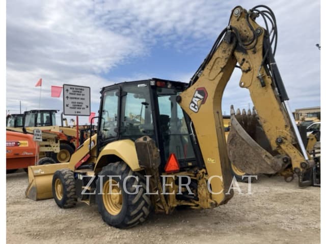 Image of Caterpillar 430ST equipment image 3
