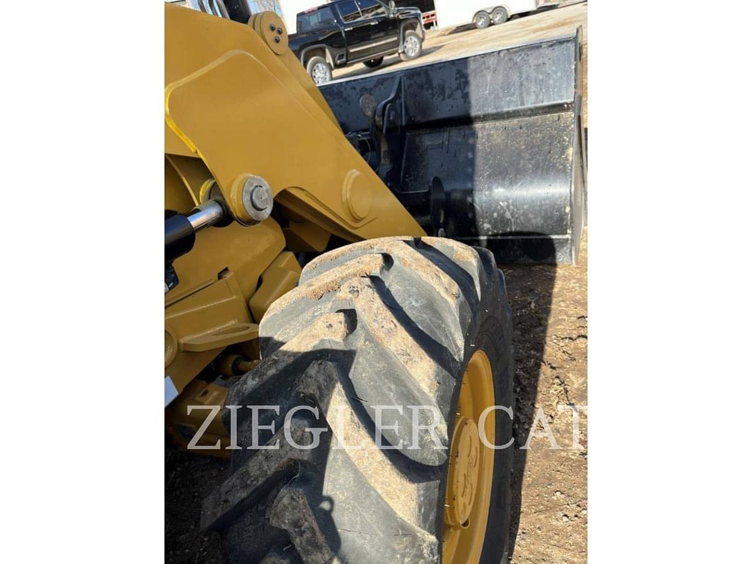 Image of Caterpillar 440 Primary image