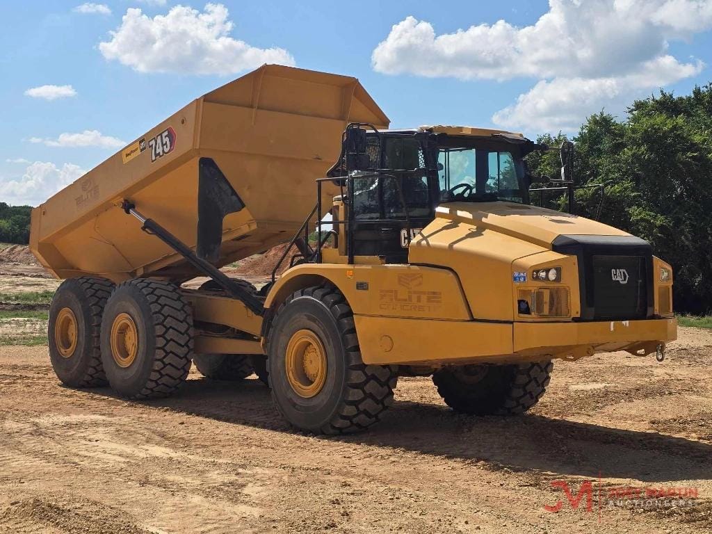 2021 Caterpillar 745 Equipment Image0