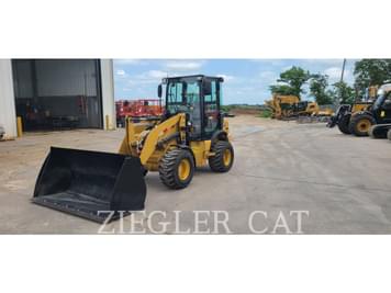 Main image Caterpillar 903D