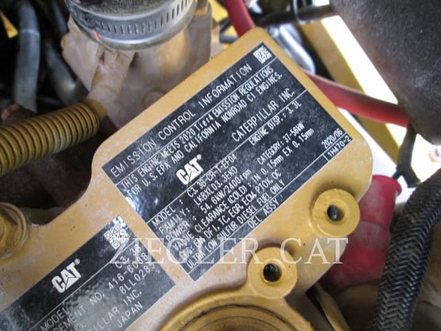Image of Caterpillar 906M equipment image 3