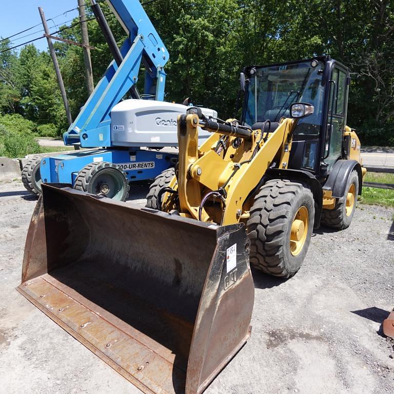 Image of Caterpillar 906M Primary image