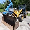 2021 Caterpillar 906M Image