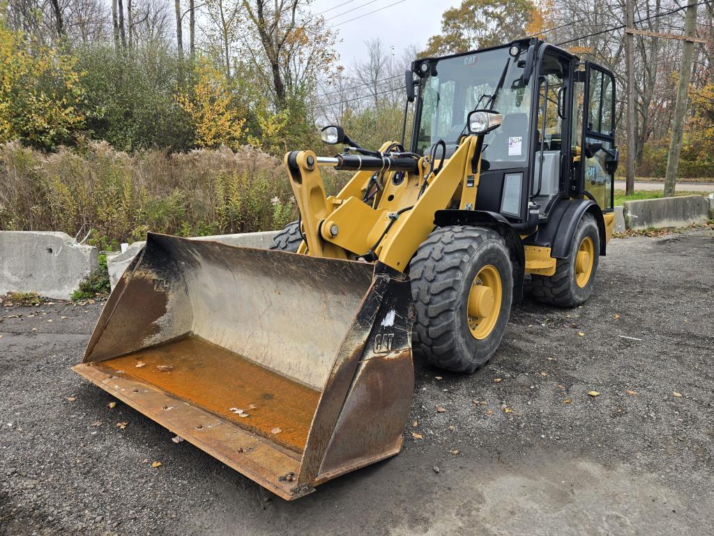 Image of Caterpillar 906M Primary image