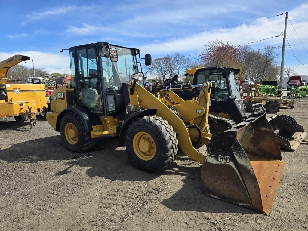 Image of Caterpillar 906M Primary image