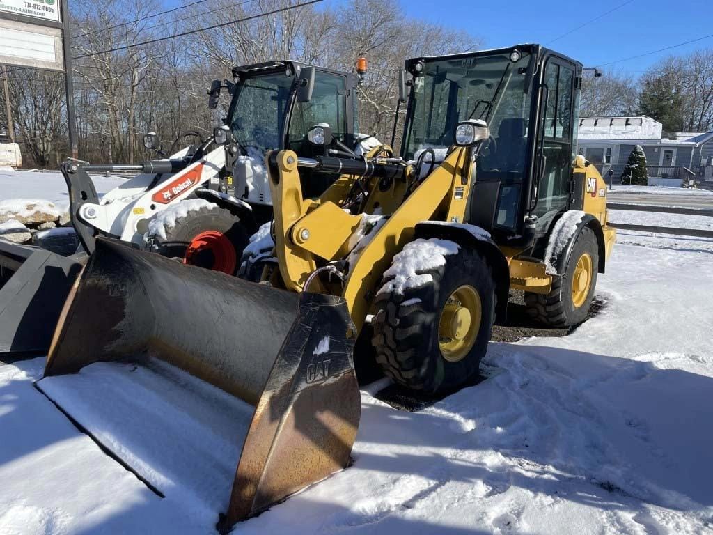 2021 Caterpillar 906M Equipment Image0