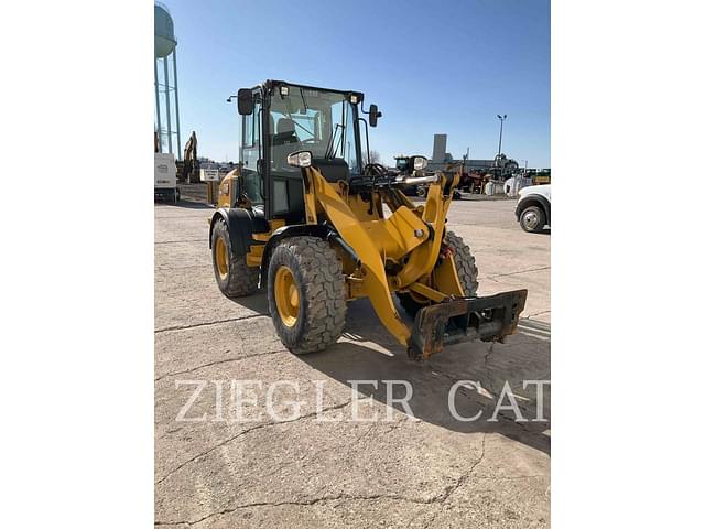 Image of Caterpillar 908M equipment image 1