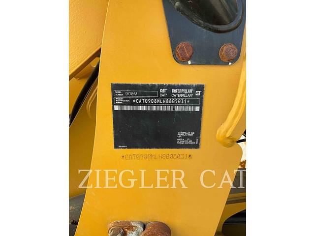 Image of Caterpillar 908M equipment image 4