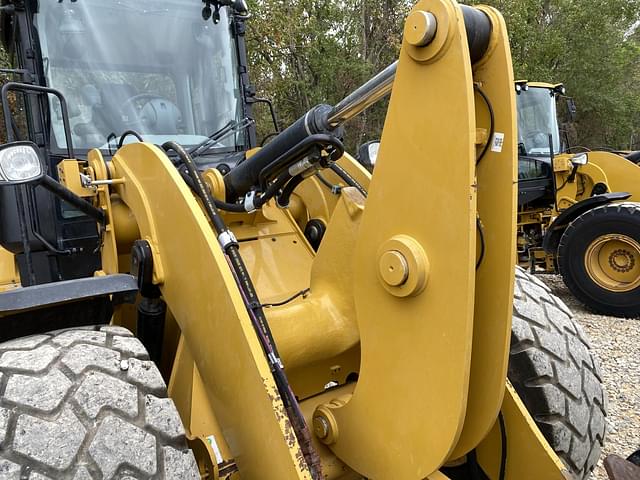 Image of Caterpillar 930M equipment image 4