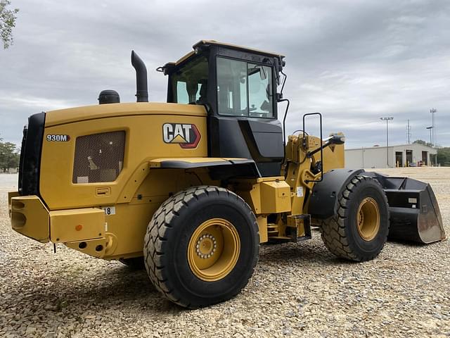 Image of Caterpillar 930M equipment image 2