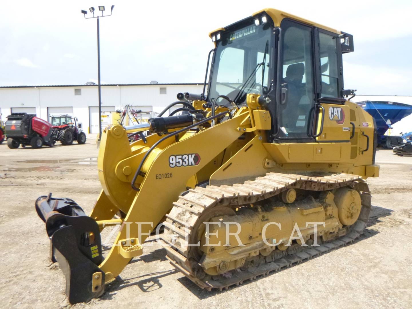 2021 Caterpillar 953K Equipment Image0