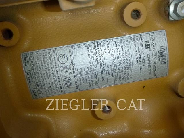 Image of Caterpillar 953K equipment image 3