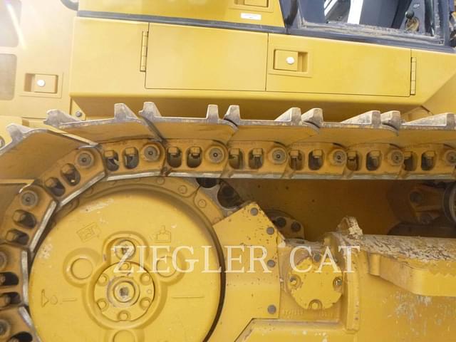 Image of Caterpillar 953K equipment image 4