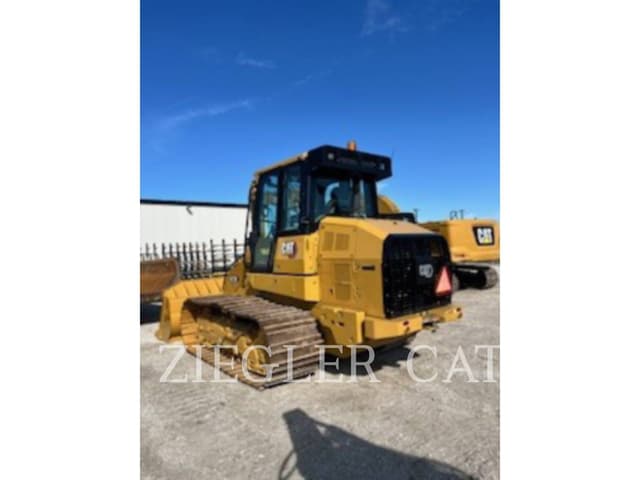 Image of Caterpillar 953K equipment image 3