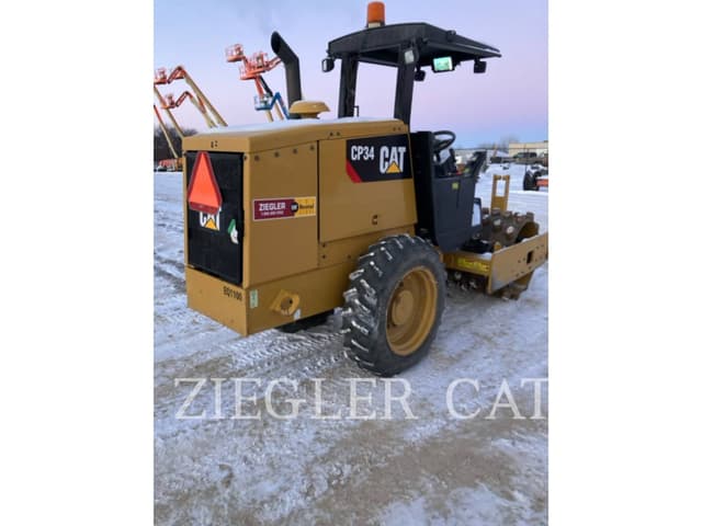 Image of Caterpillar CP34 equipment image 2