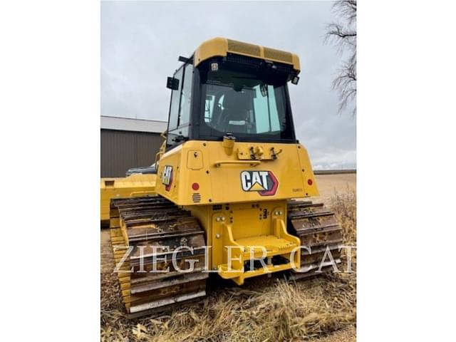 Image of Caterpillar D4 equipment image 1