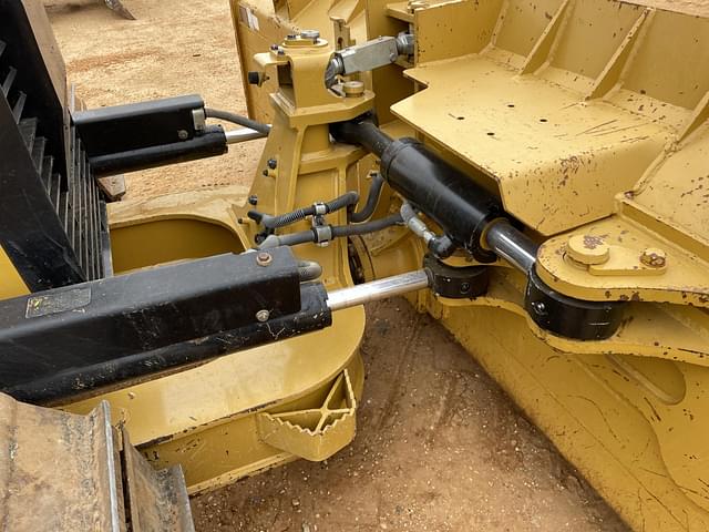 Image of Caterpillar D4LGP equipment image 4